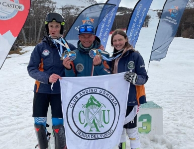 ESCUELA DE COMPETICION U16 SKI ALPINO 